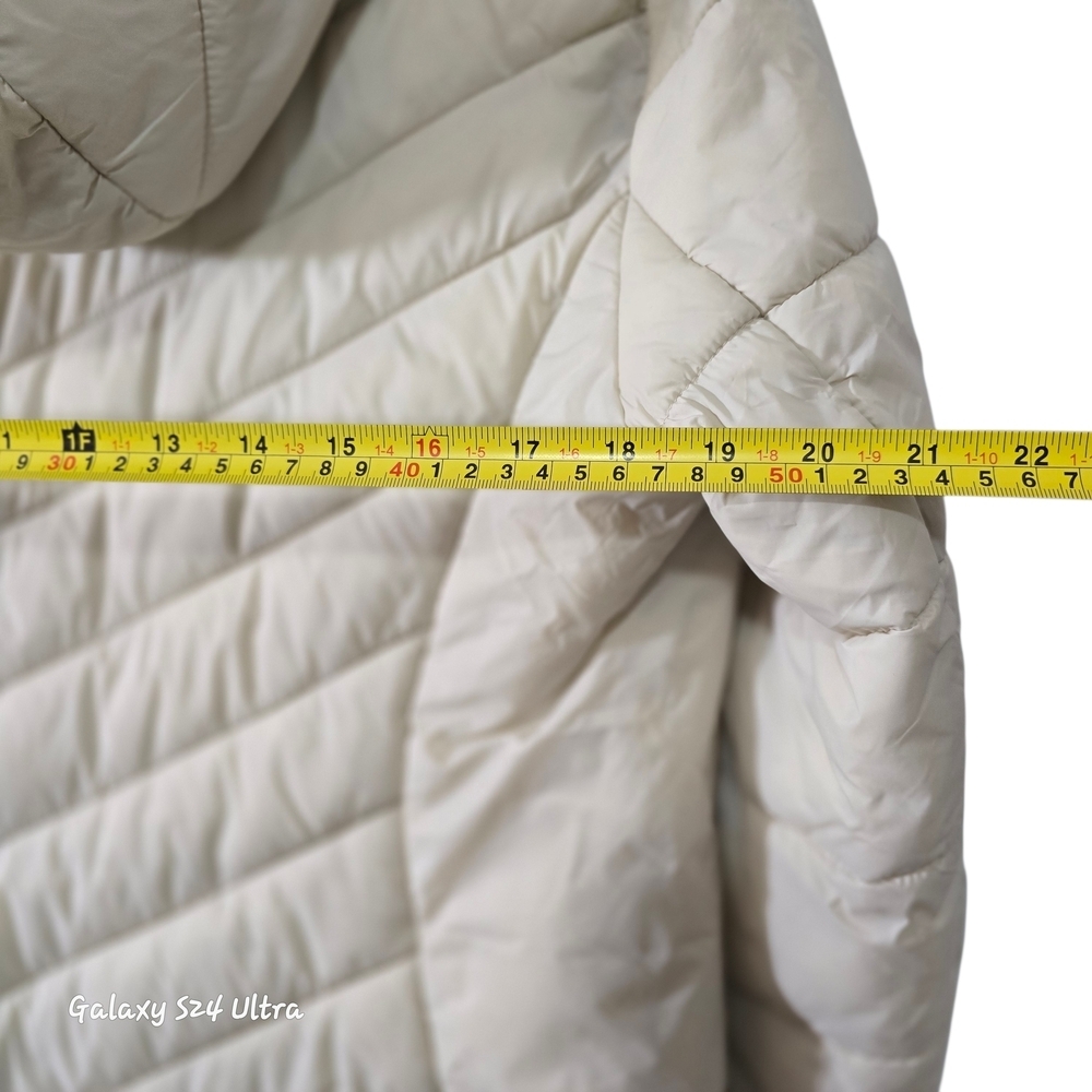Spyder Women's Cream Quilted Puffer Jacket - Picture 7 of 12